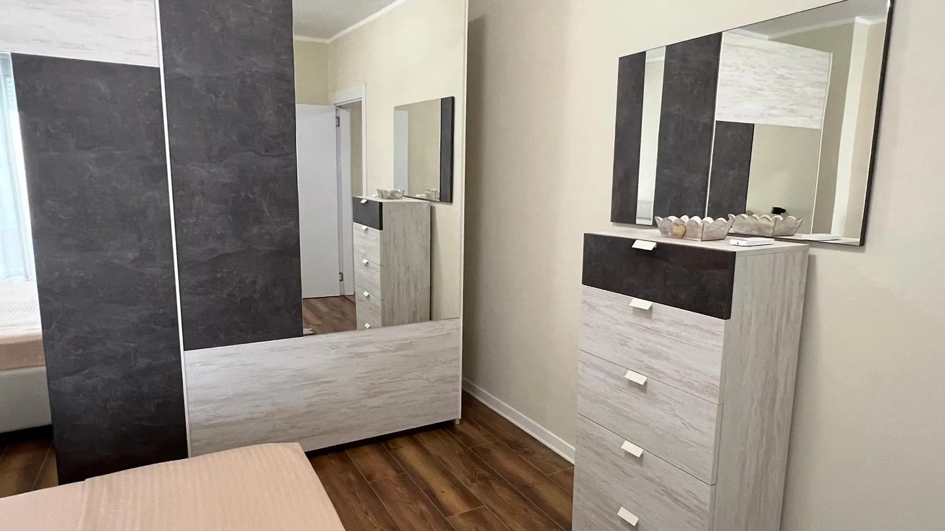 דורס Glad Apartment אלבניה